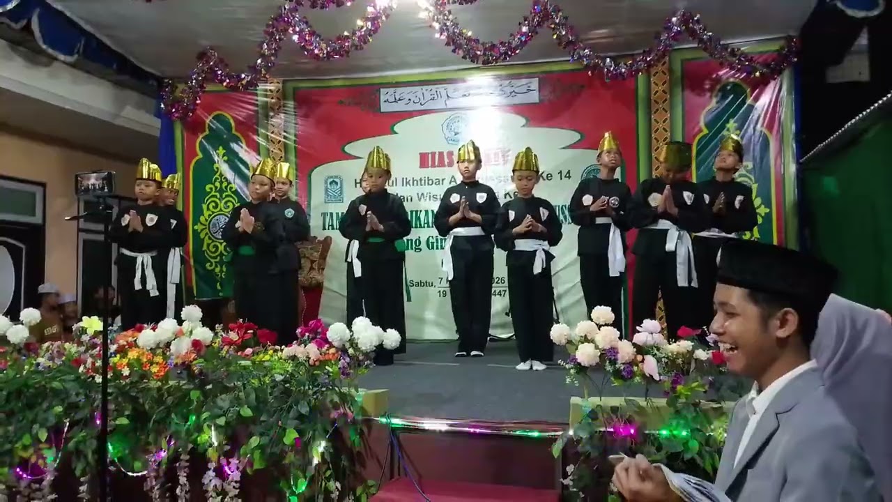 Penampilan Kreasi Santri Putra Kelas MADIN SUBULUSSALAM 