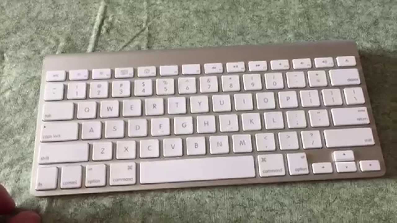 How to replace Apple Wireless Keyboard Battery