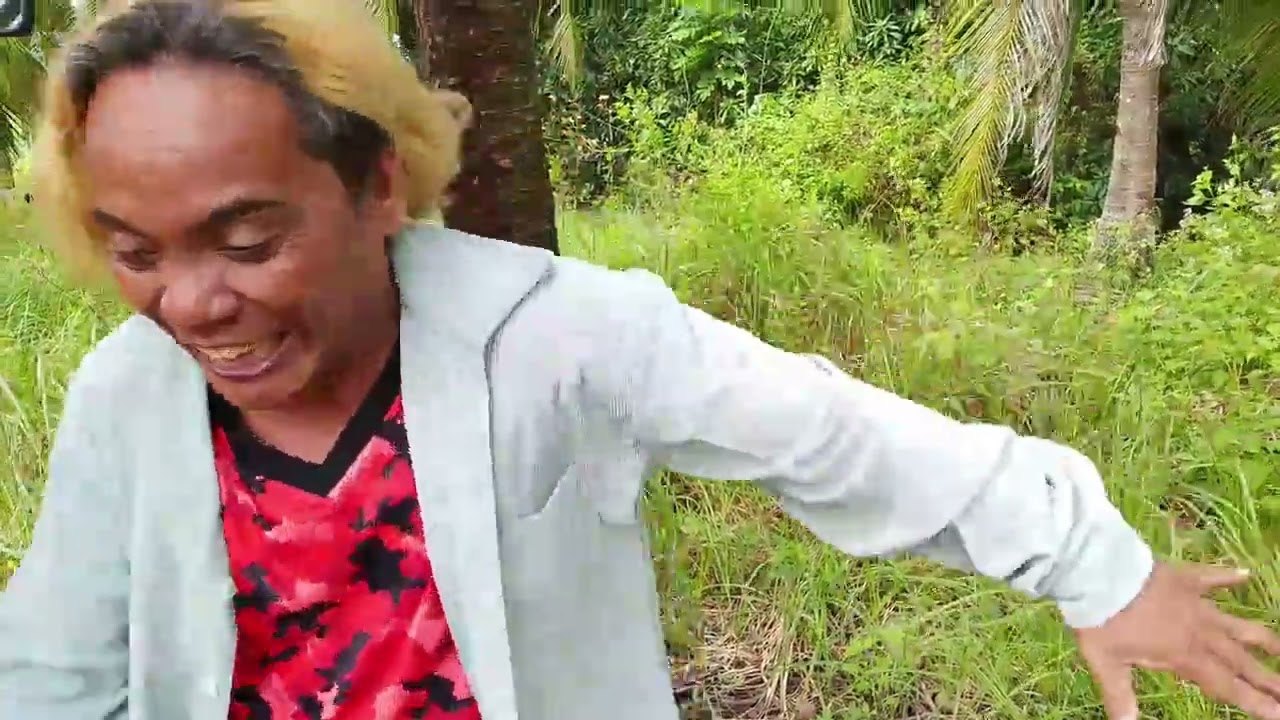 Nakabalos na jd si idol tugsok 😃 Behind the scene tres buhakhak tv 