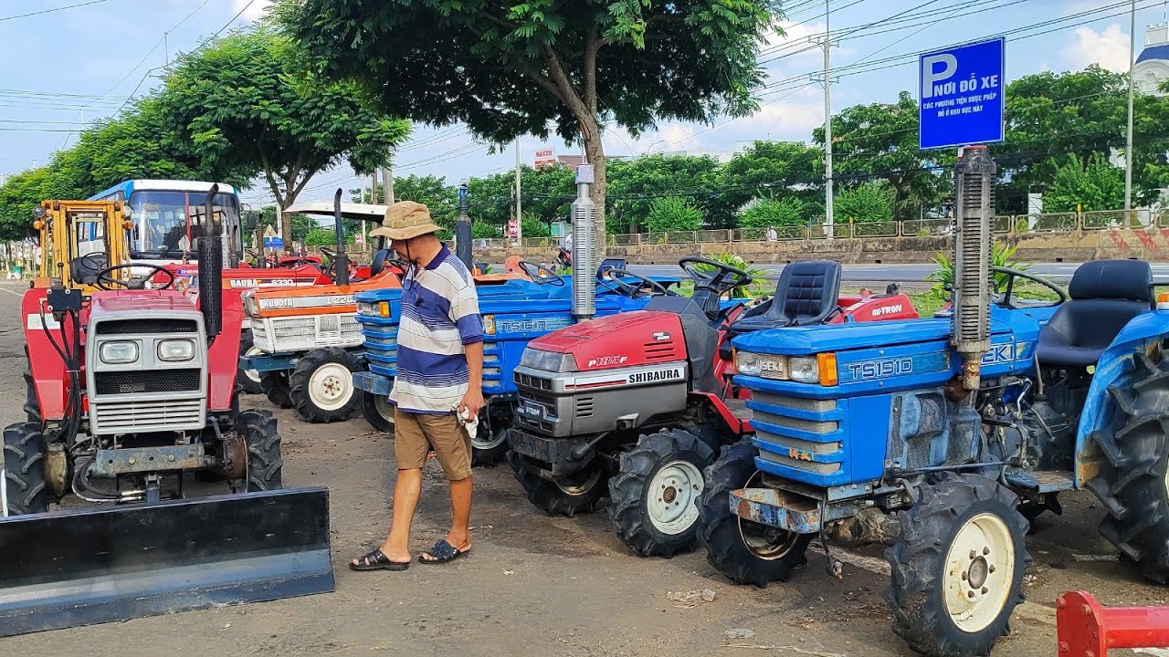Ông Chủ báo giá 20 chiếc máy cày mới về hôm nay tại nông cơ trí linh.
