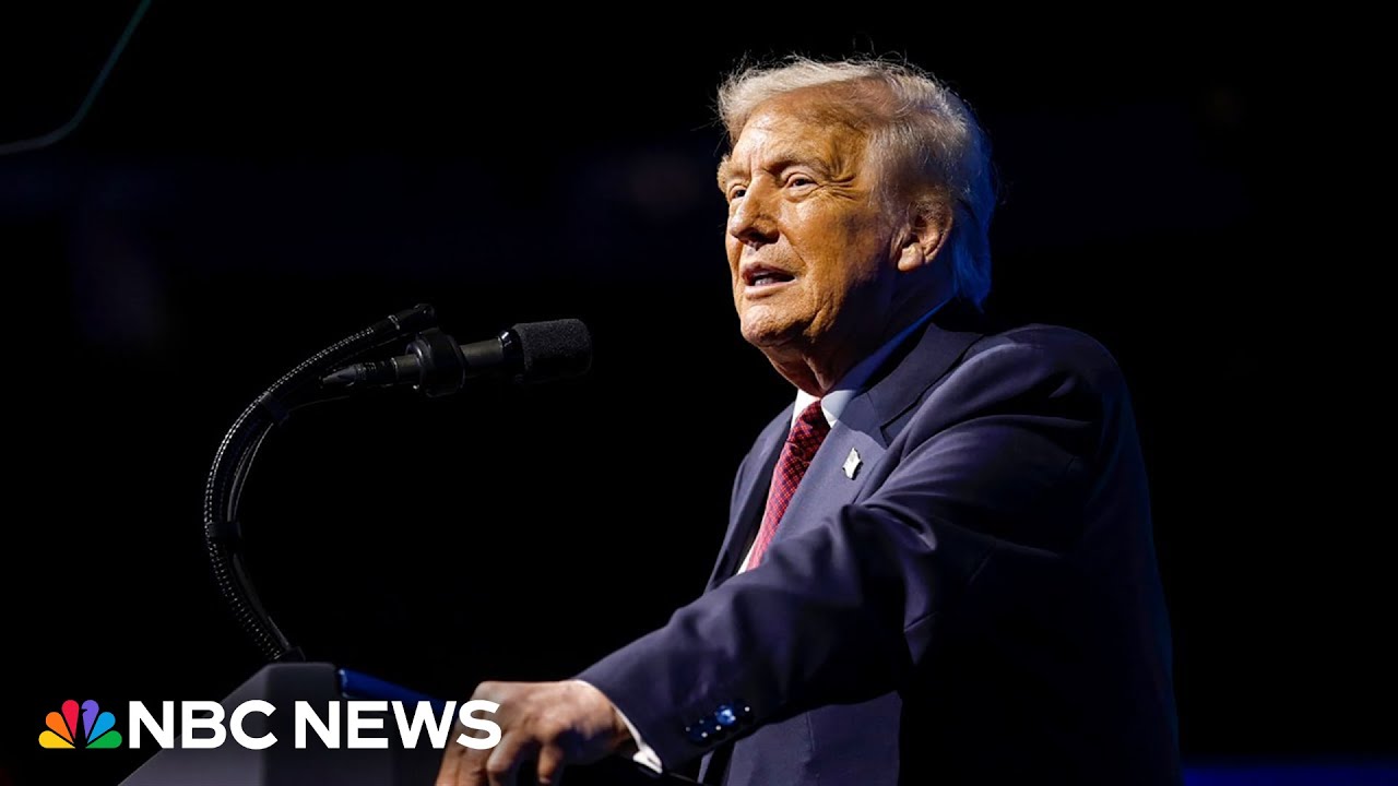 LIVE: Trump hosts Mexican Border Defense Medal presentation | NBC News