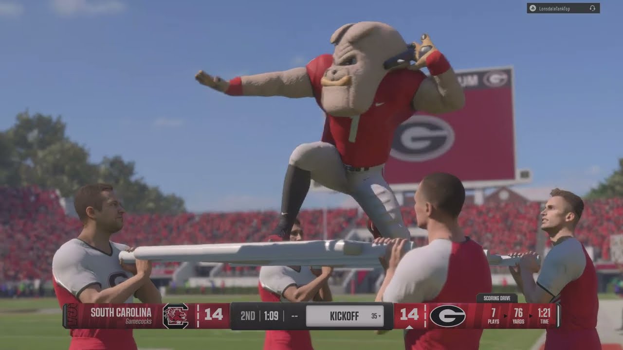 College Football 25 Gameplay: Online Head to Head