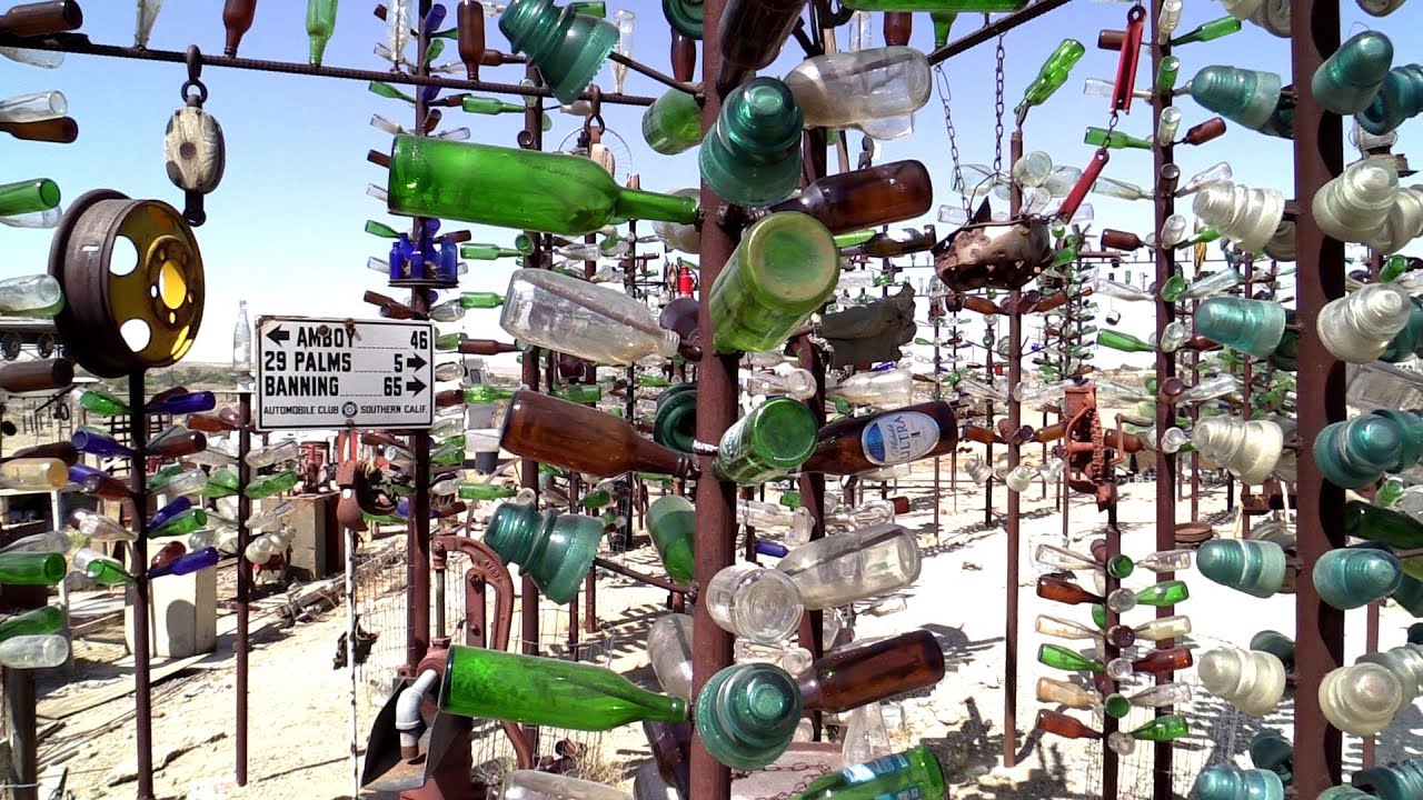 Elmer's Bottle Tree Ranch On Route 66 - 😀 😀 😀