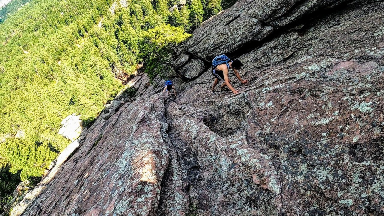 2020 Free Solo Climb Second Flatiron (Boulder, CO) Via Freeway Route. 徒手攀岩 博尔德 科罗拉多
