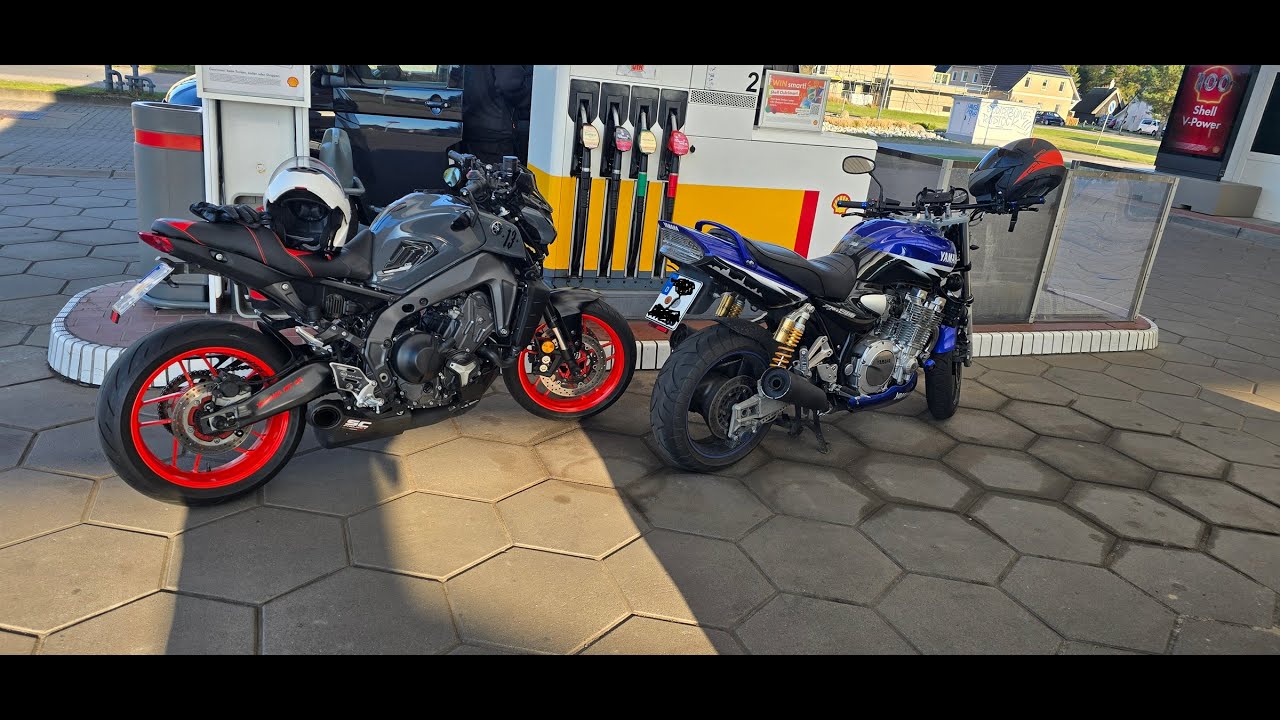 Yamaha XJR 1300 - Geile Federn vorn und Schnecke.