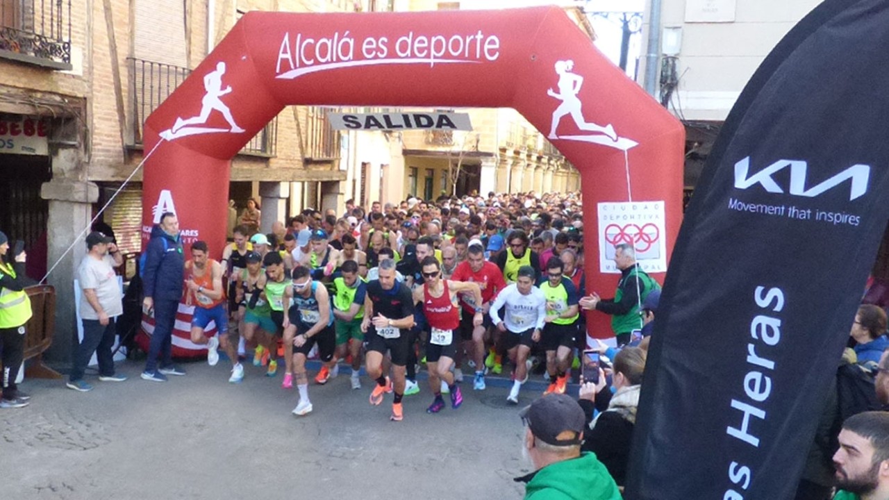 Salida de la XVI Media Maratón de Alcalá de Henares