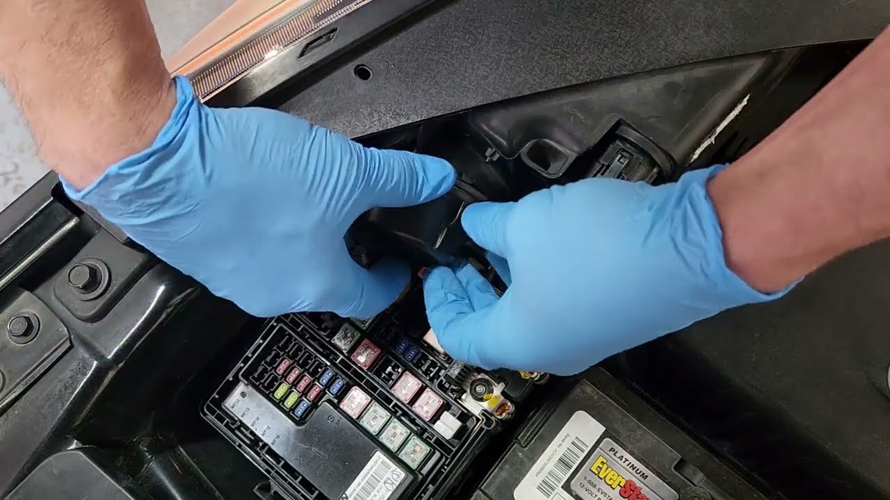 2015 Kia Soul Headlight & Turn Signal Inop