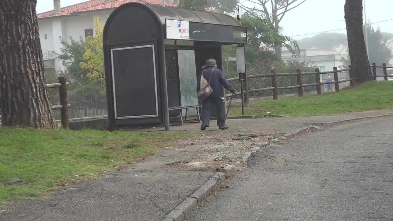 Pratantico, problemi autobus e marciapiedi