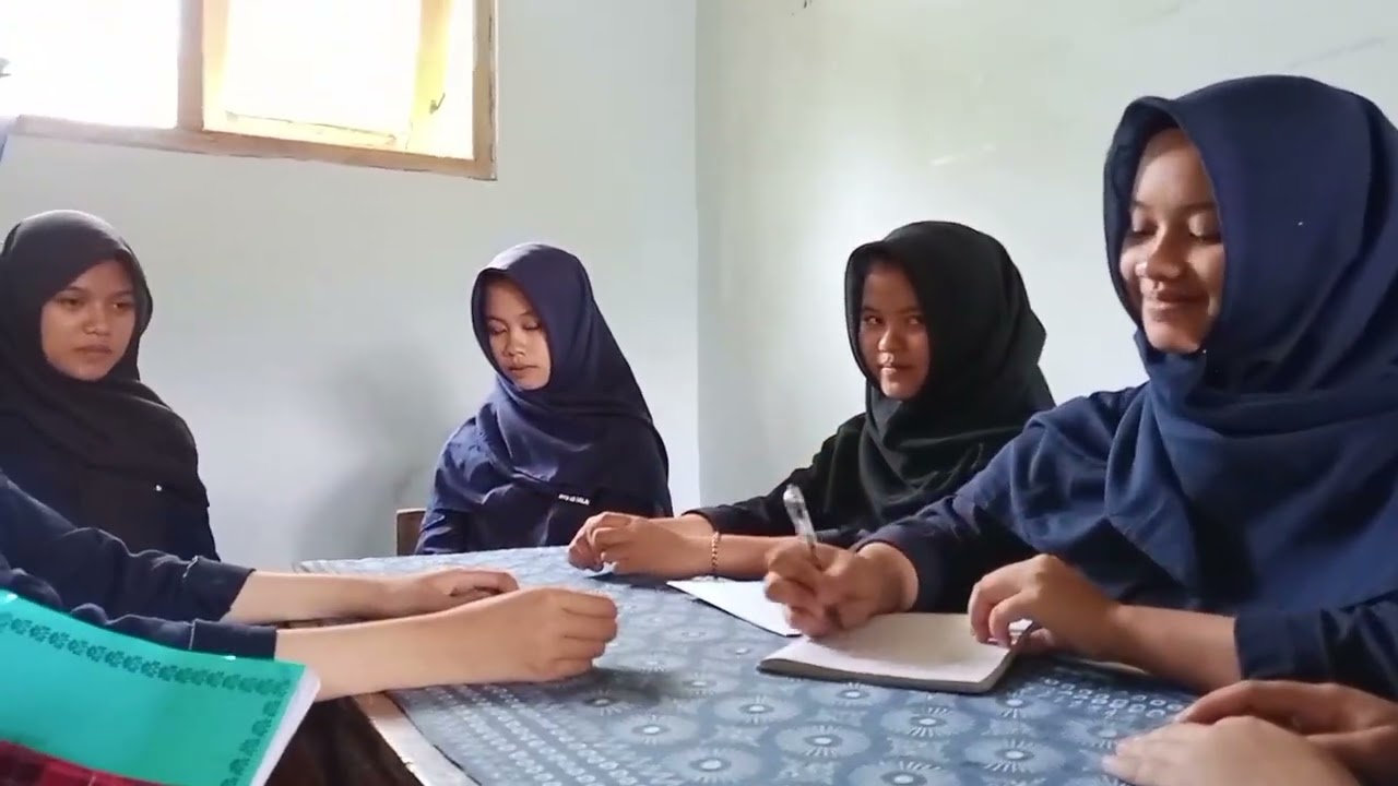 TUGAS FIQH || HUTANG PIUTANG || KELOMPOK 1_9A