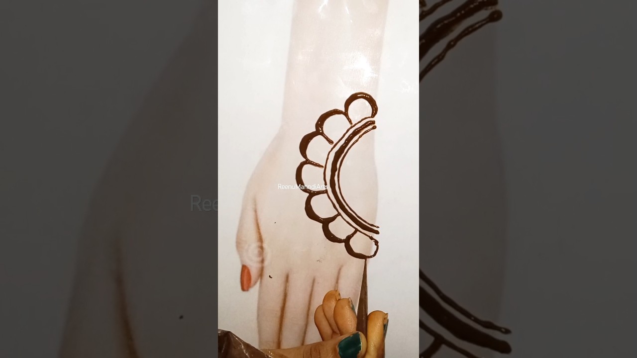 Atheistic & Beautiful Mehndi Design Trick 😍🤗#simpletricks #easytrick #youtubeshorts #trickmehndi