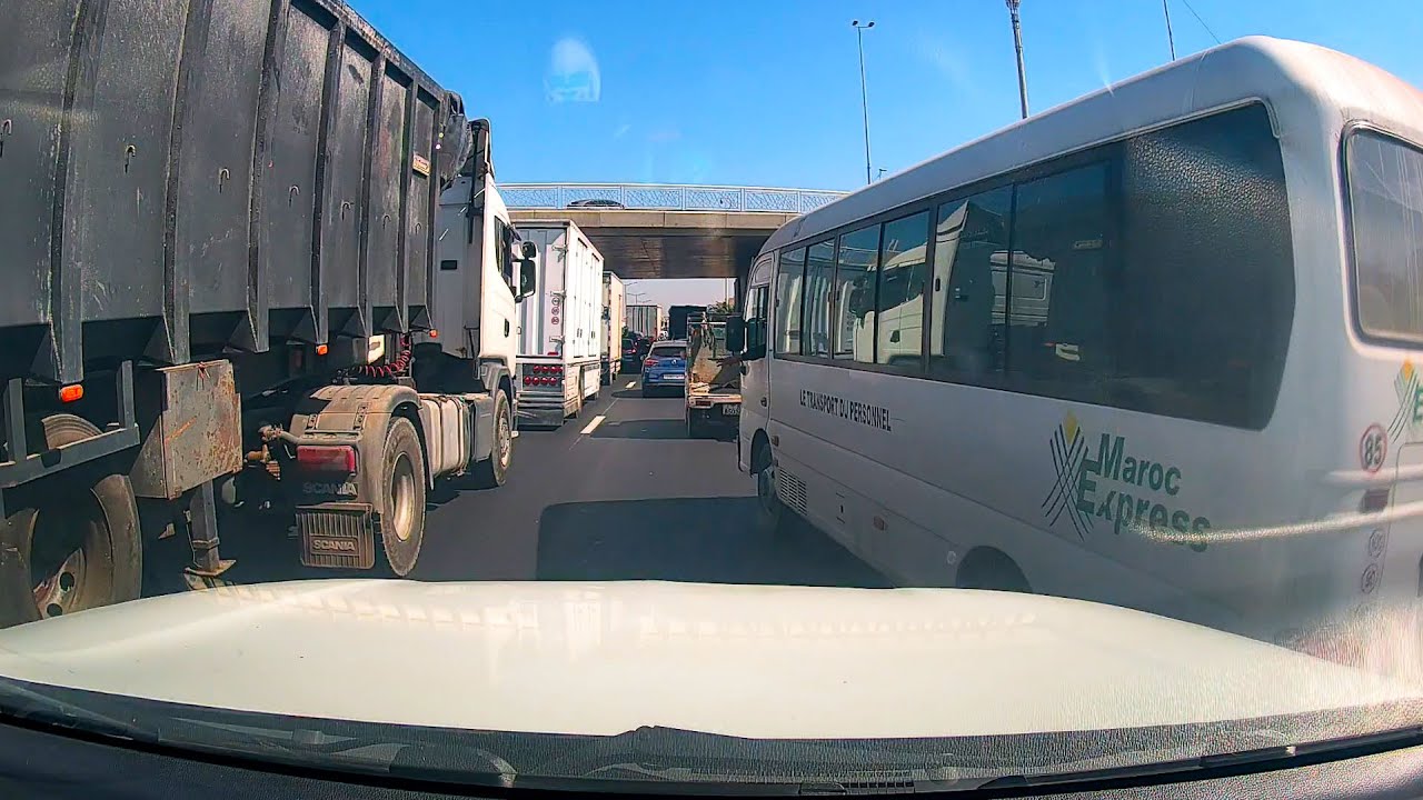People Driving Like Crabs 🦀🚗😂 [بوجنيبة]
