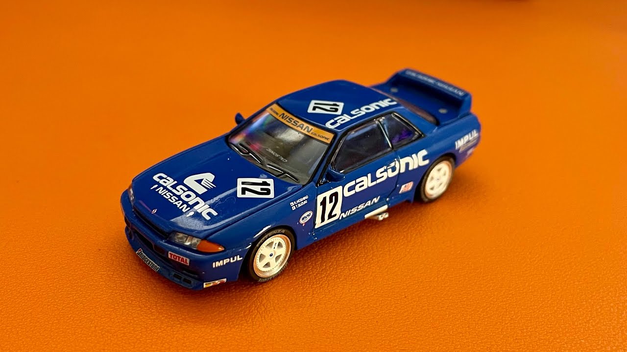 Xcartoys x Pop Race Nissan Skyline GT-R BNR32 JTC 1990 1/64
