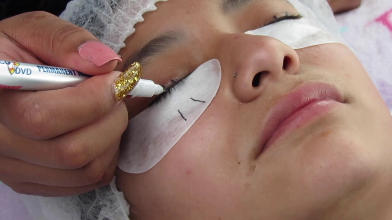 APLICACIÓN DE EXTENSIONES DE PESTAÑAS 1x1 TECNICA CLASICA / LILY LASH