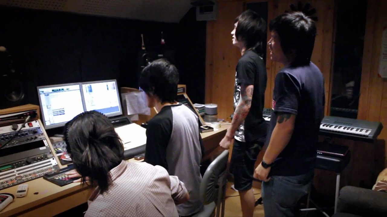 Annalynn Studio Update # 2 (2010)