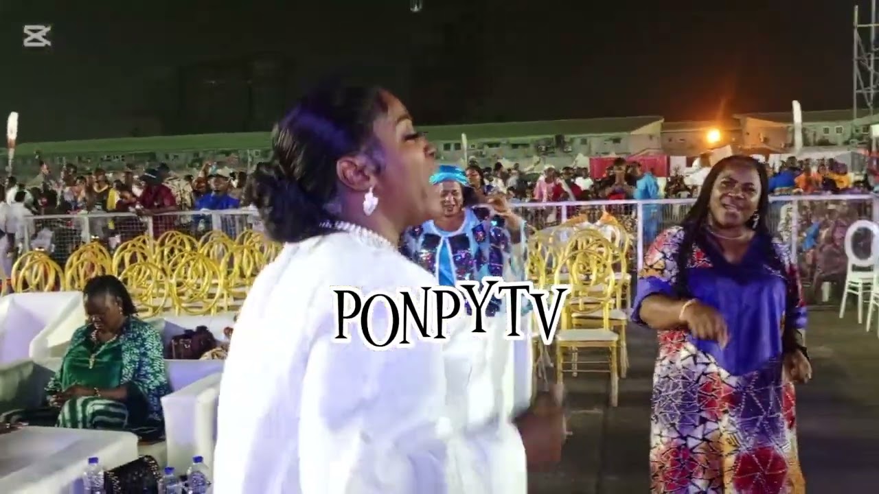 Ooni Of Ife Oba Adeyeye Enitan Danced To The Song Momore by Chigozie Wisdom