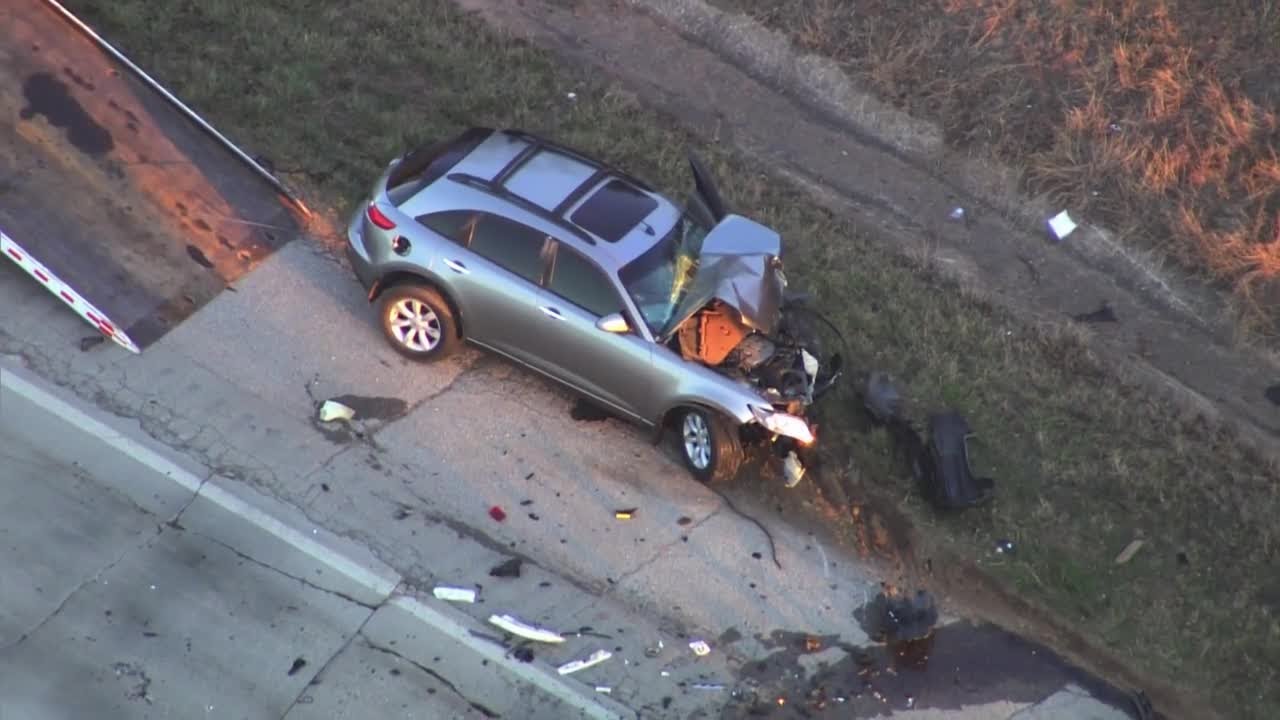 Damaging multi-vehicle crash causing significant backup on WB I-40 near Midwest City