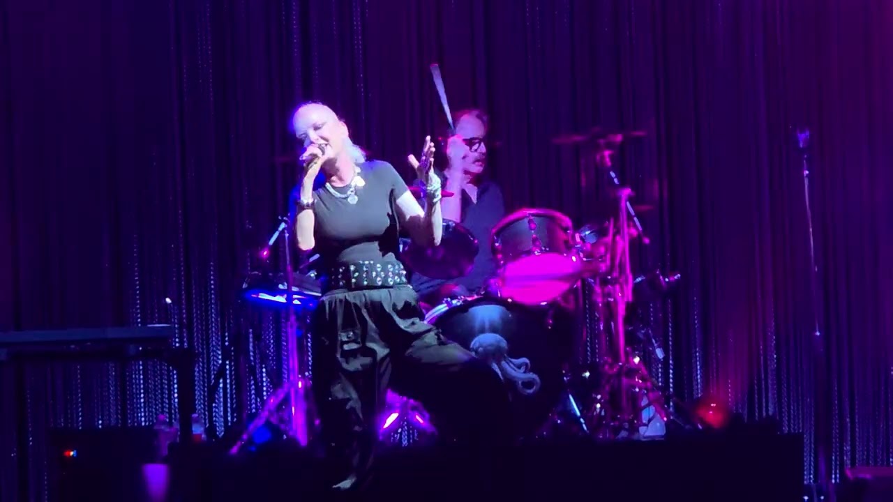 Garbage live St. Petersburg @JannusLiveConcerts 