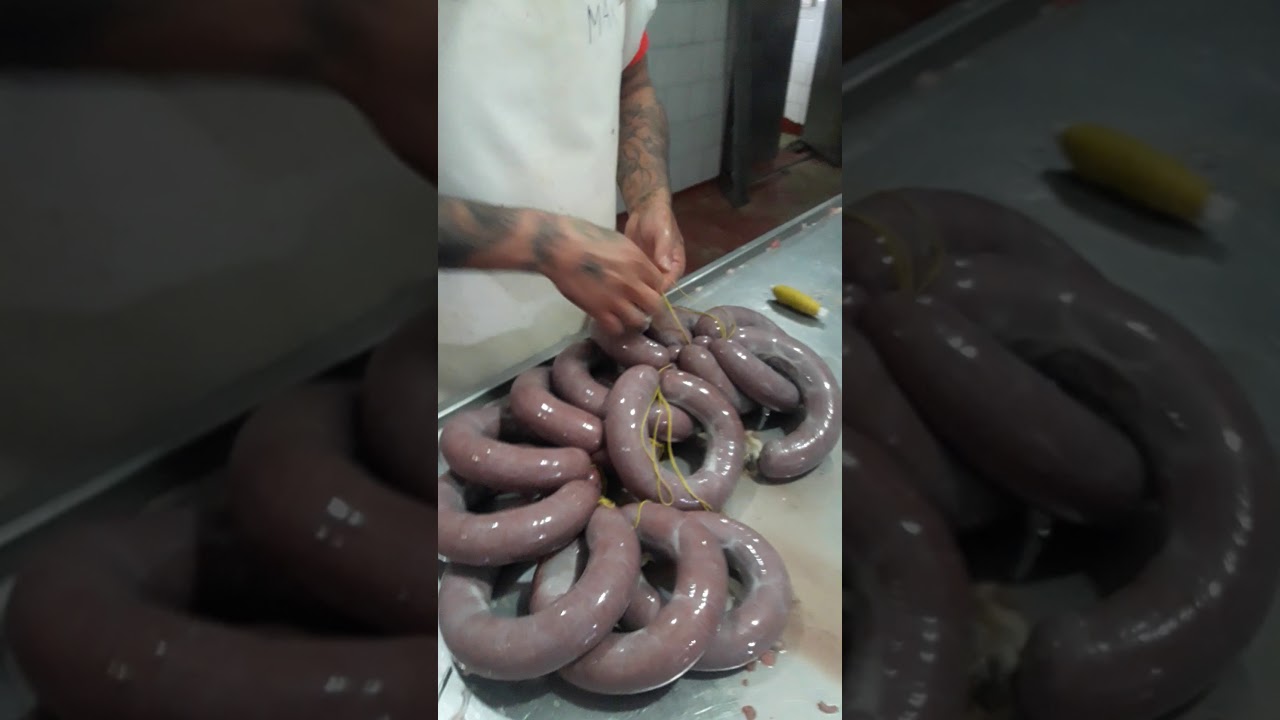 Atando morcilla