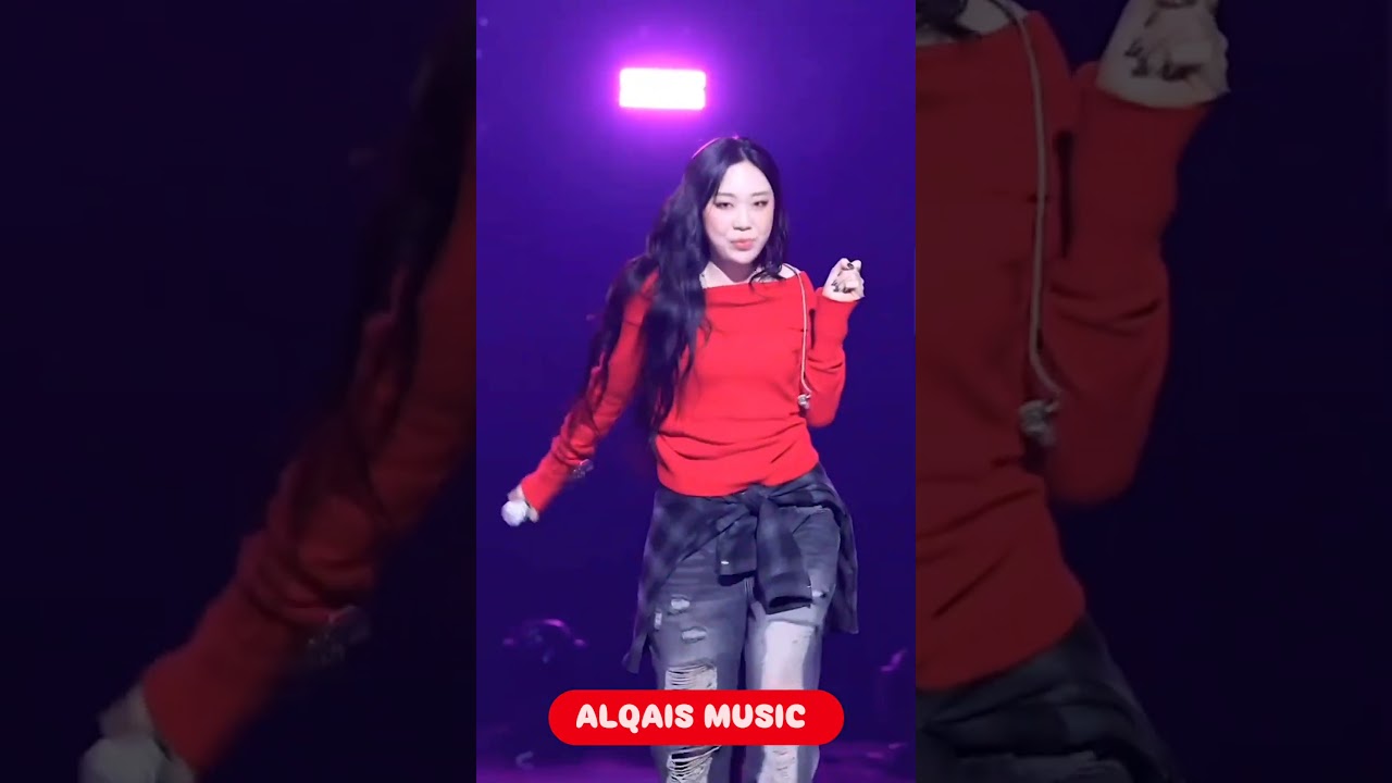When Ros&eacute; called Lee Young Ji - APT live #alqaismusic #ros&eacute; #apt #leeyoungji #brunomars