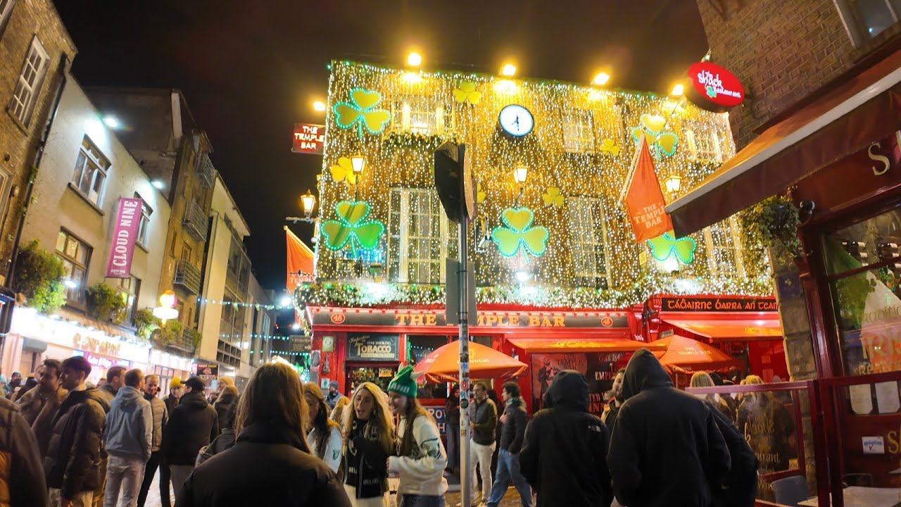 Entrando no clima do St. Patrick’s em Dublin | Noite em Temple Bar | Take a Walk 