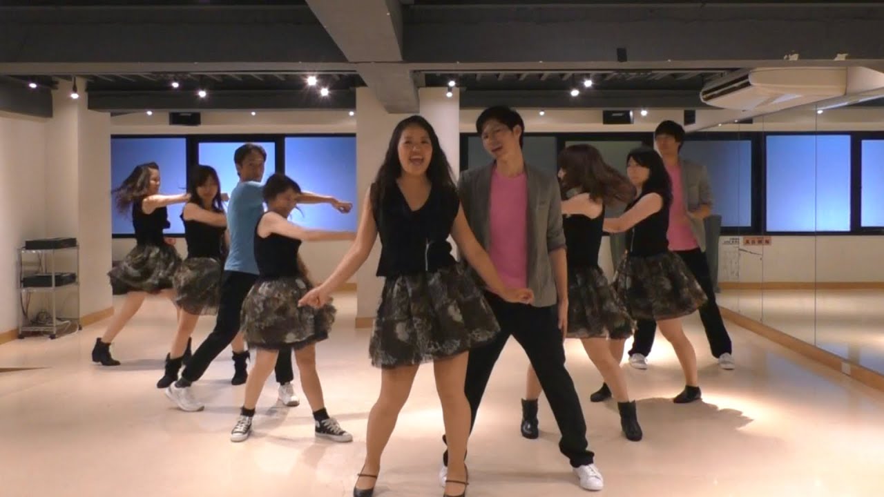 Gleedom - I Can't Go For That/You Make My Dreams(Glee Dance Cover)