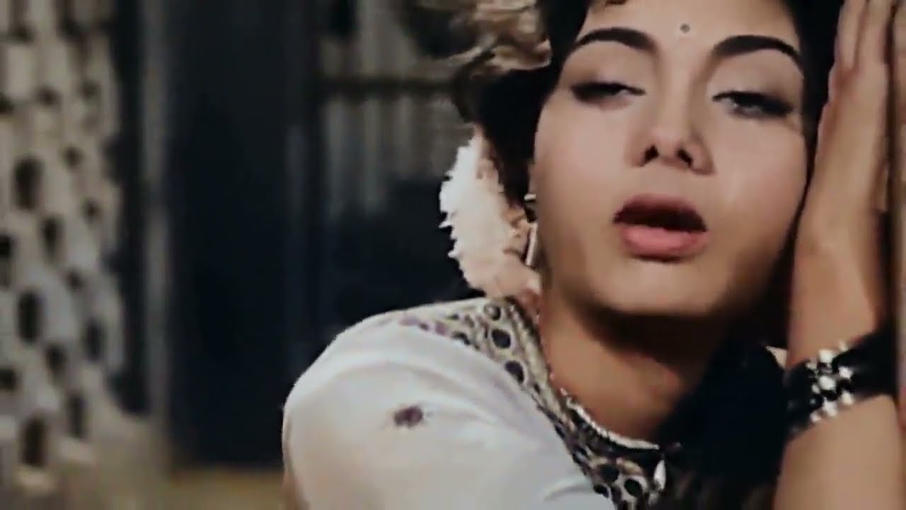 178 Qadar Jaane Naa Mora Balam Bedardi