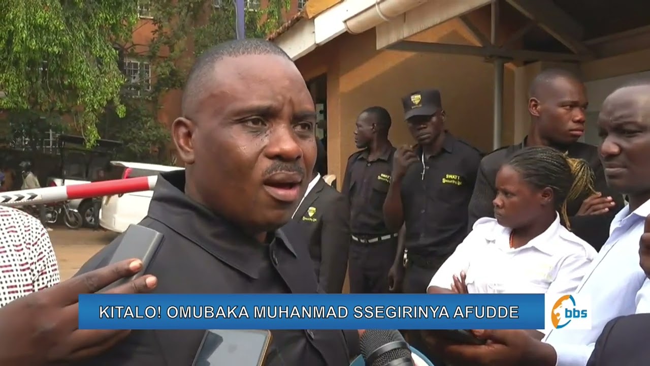 Erias Lukwago ayungudde amaziga nga attotola bwatobye ne Ssegirinya
