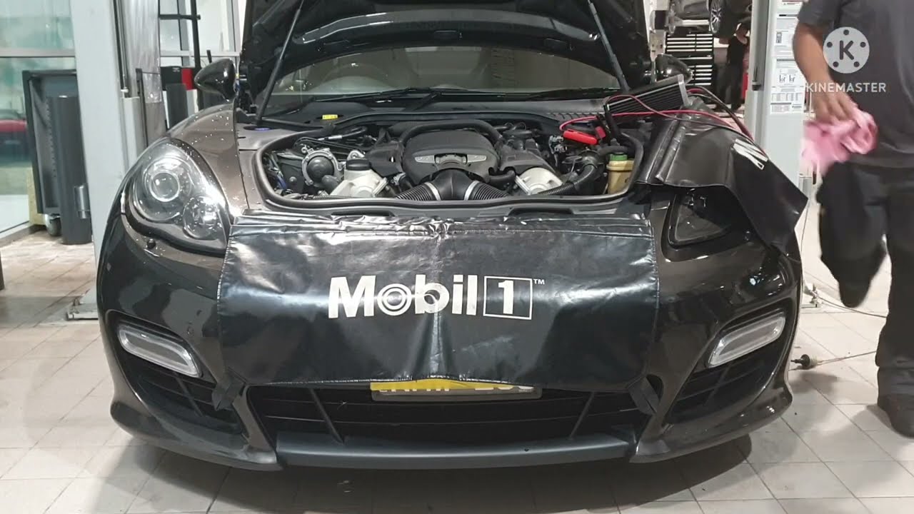 Porsche Panamera GTS 2013 | Oil Change Service