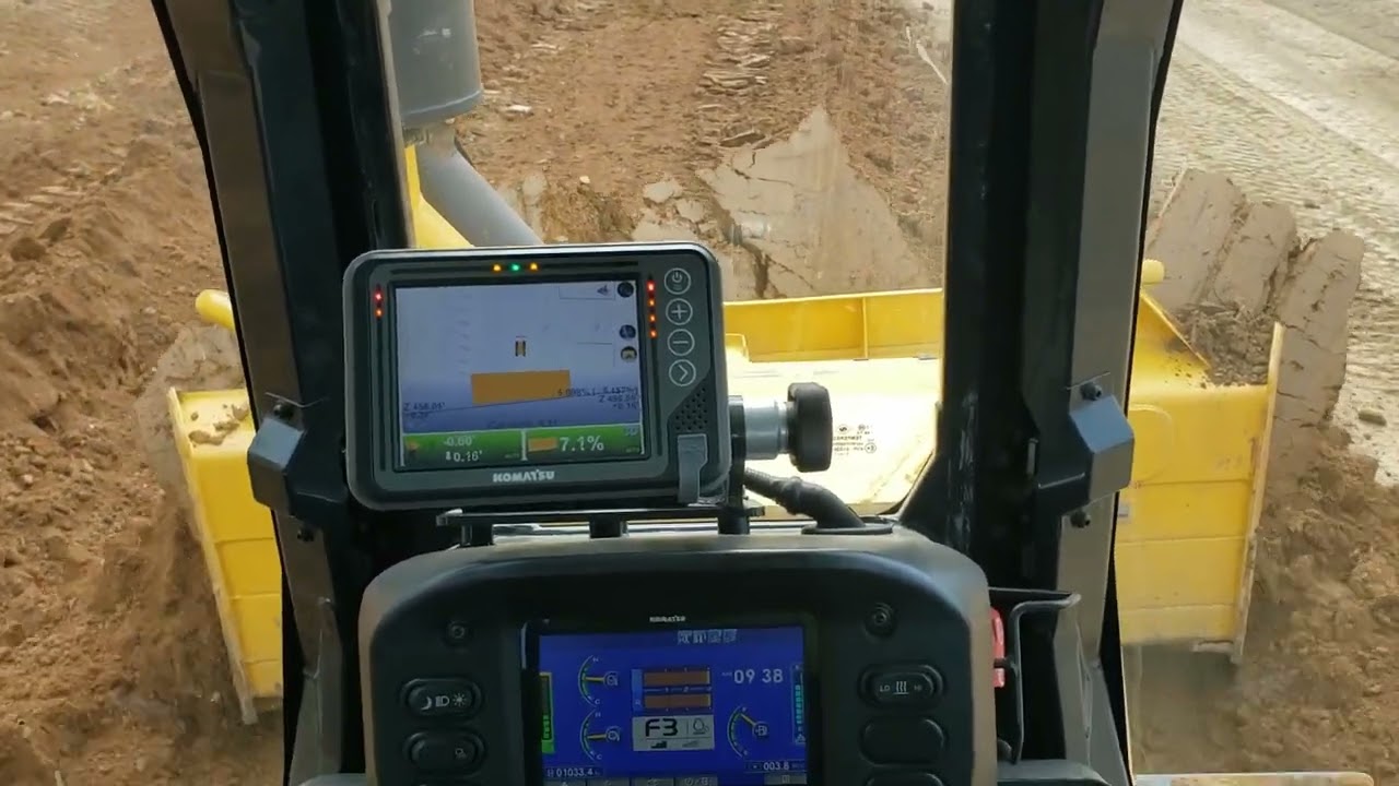 Komatsu D61 sub grading.