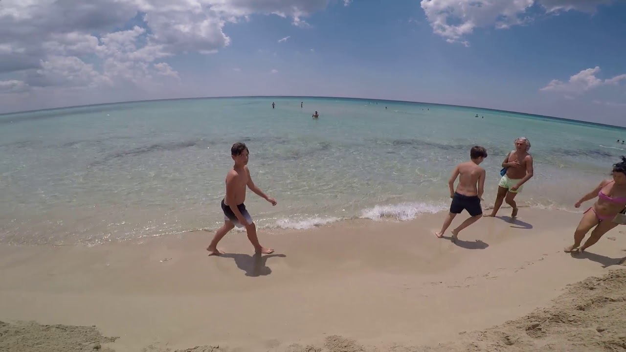 Punta Prosciutto - rajska plaża w Apulii