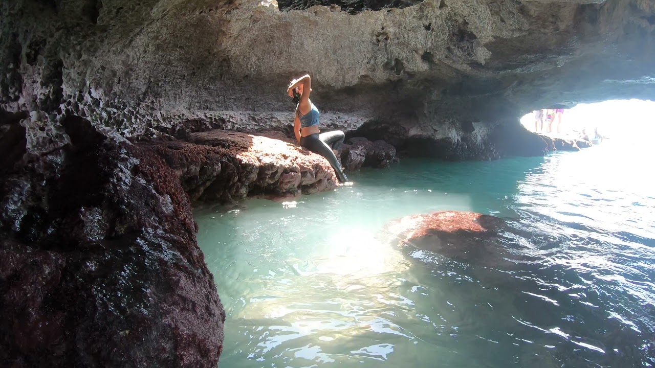 Mermaid Cave Oahu 2021 - 4K