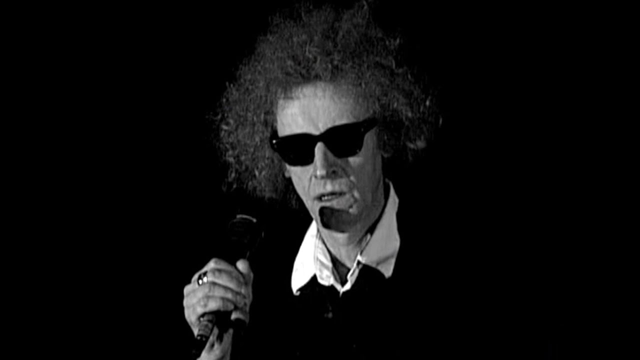 Bruno K. Öijers Växla Ringar Med Mörkret recenseras i SVT:s Kulturnyheterna 2 september 2024