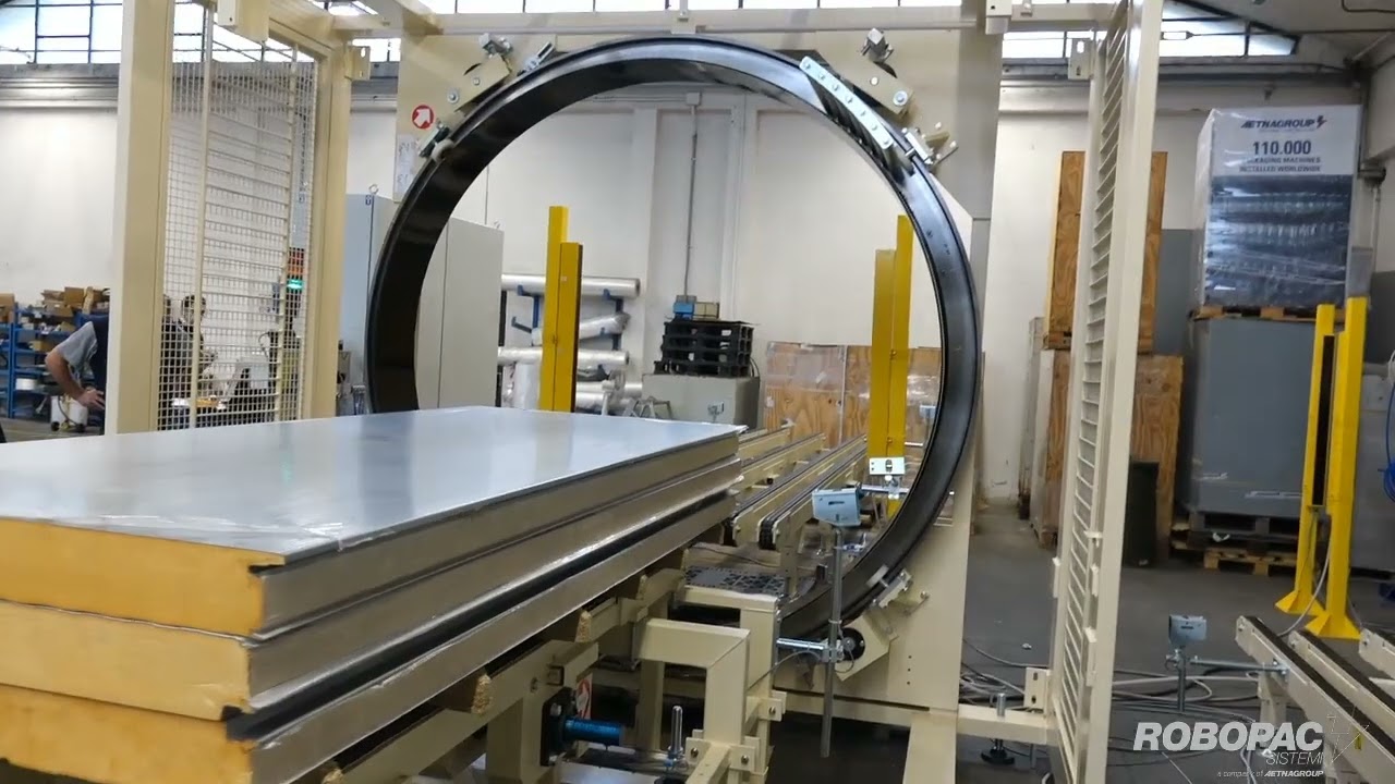 Insulated panels stretch wrapped with Robopac Spiror 2200 FW automatic stretch wrapper