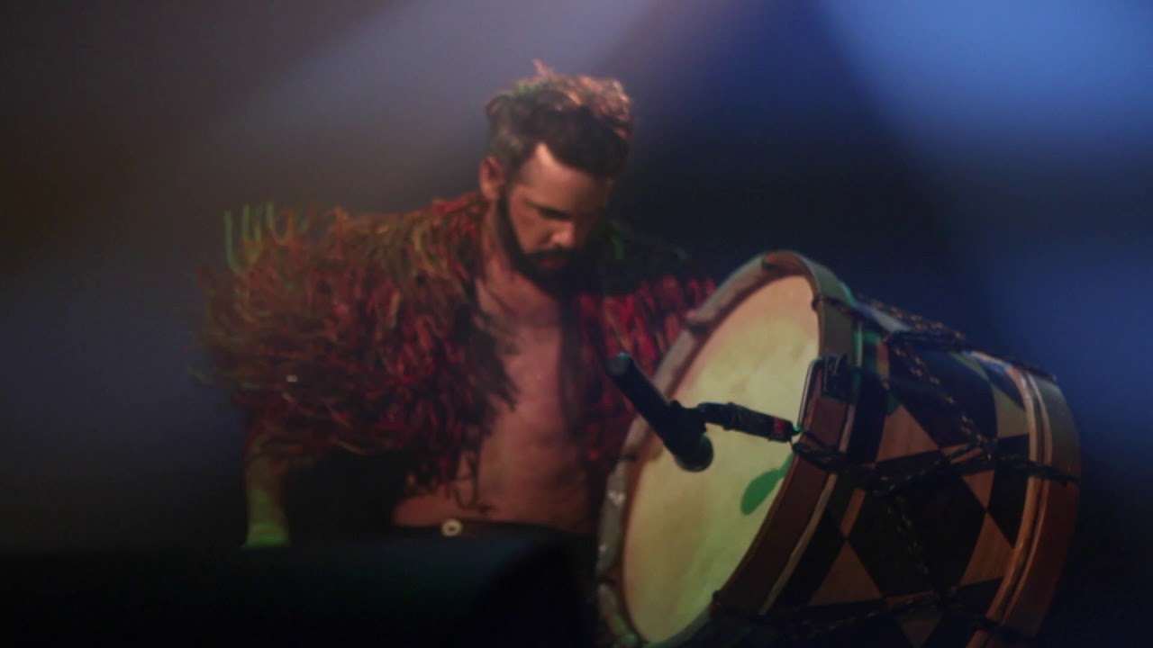 Al&eacute;m-Homem, gravado na Caixa Cultural Recife