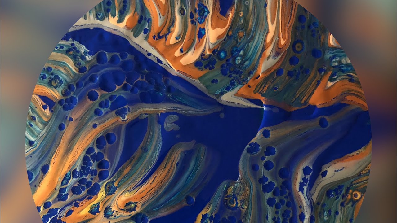 Acrylic pour art: stunning silicone brush swipe on mdf round/ Mont Marte pre made pouring paints