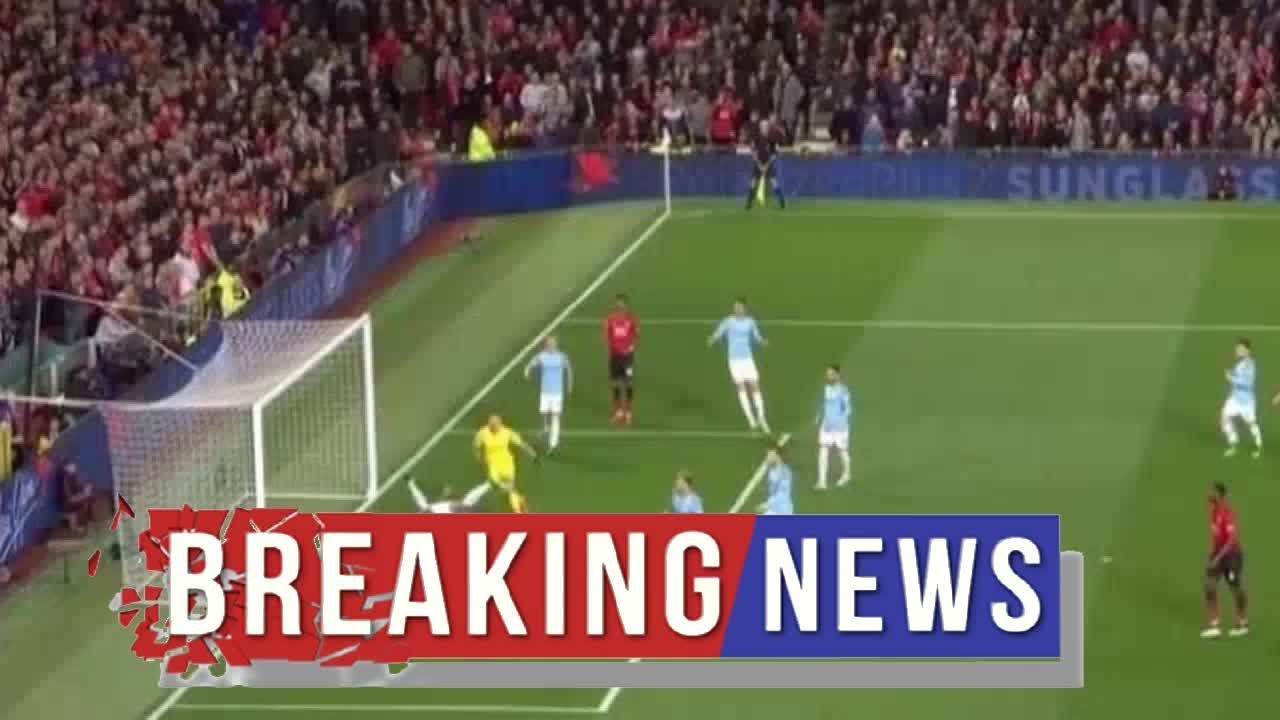 Man Utd fans noticed ballboy's reaction to Lingard's shocking miss in derby Man City News: