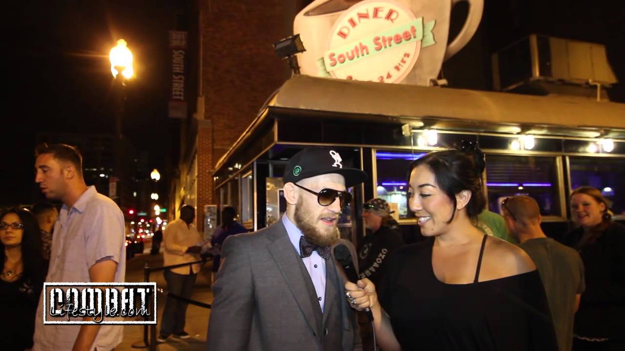 Conor McGregor says Pat Barry is as Mad as a Box of Spiders
