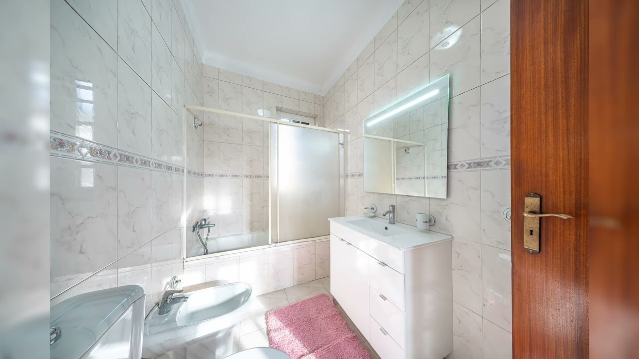 Moradia T3 com 1468 m2 terreno em Ponte da Barca
