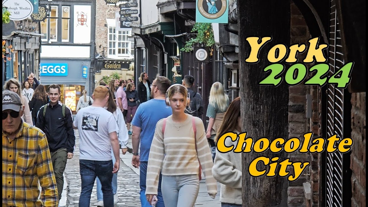 YORK ***  A city walk, including the famous SHAMBLES *** Summer 2024