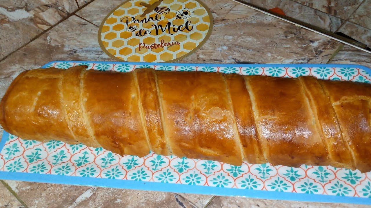 Pan de jamón con masa danesa, hojaldre Danés.