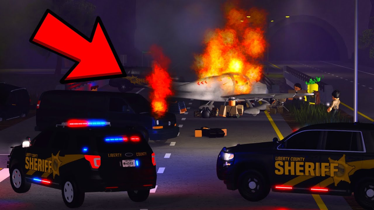 МАФИЯ СБИВАЕТ *САМОЛЁТ* С ДЕНЬГАМИ! *КРУПНАЯ ПЕРЕСТРЕЛКА И АВАРИЯ!* ER:LC Roblox Roleplay