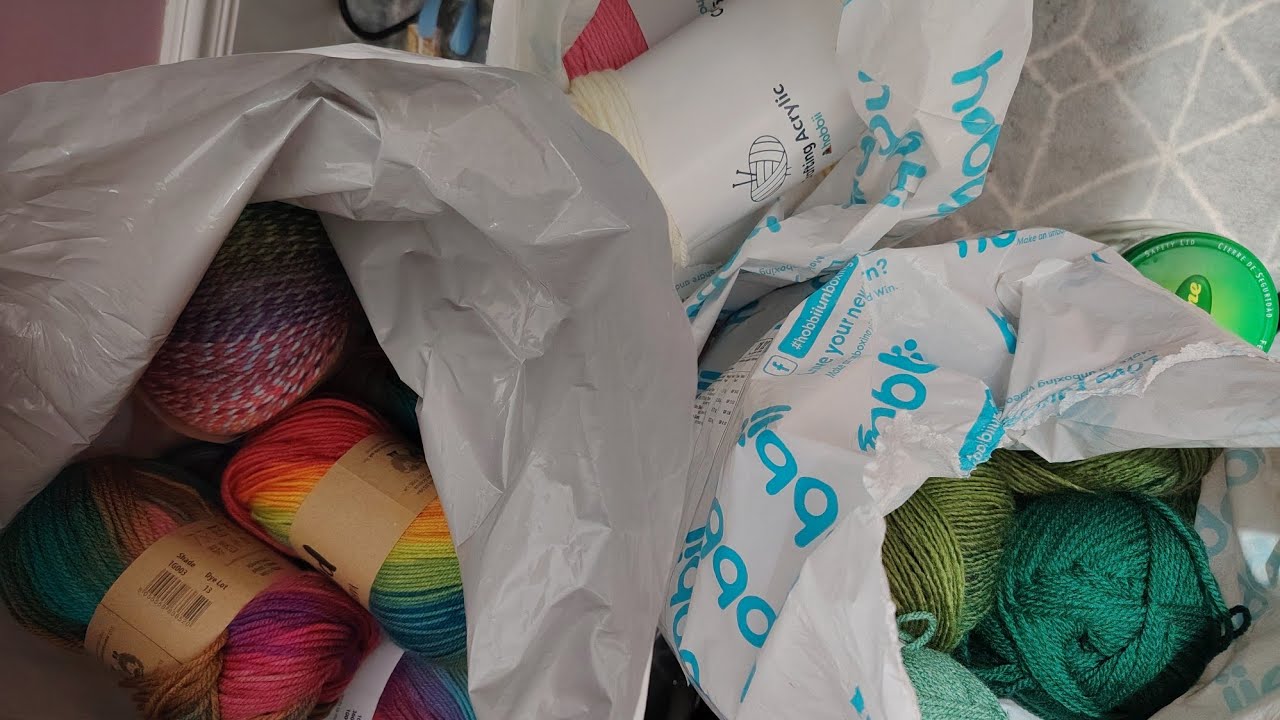 Let's try this again.  Hobbii and wool warehouse yarn haul. 