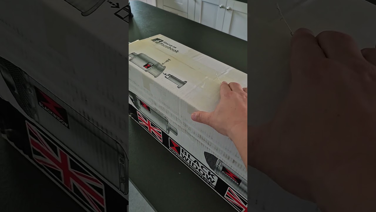 Black Widow Exhaust MT-07 2025 Unboxing #supermoto #bikelife #mt07 #blackwidow #exhaust #yamaha