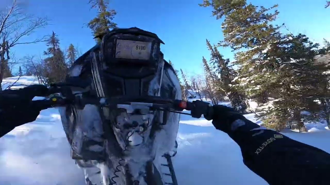 POLARIS 9R i svensk djupsnö!