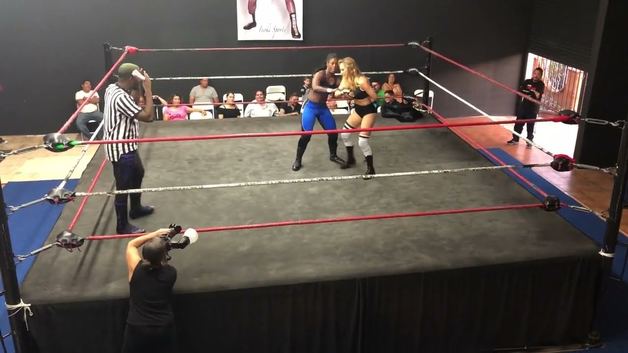 Ayoka Muhara vs Simone Sherri (c. 2018)