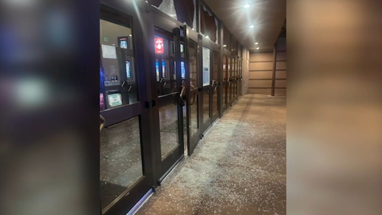 Shots fired during fight at CA mall, sparking panic among shoppers