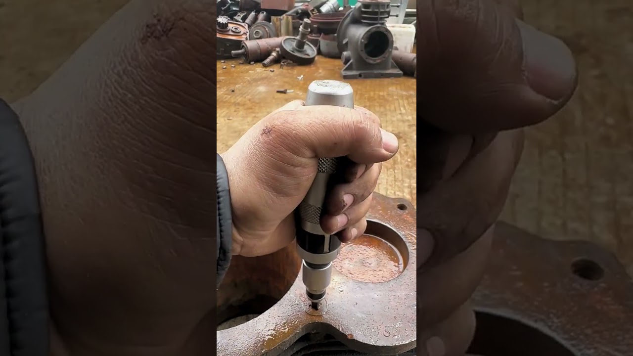 Impact screwdriver