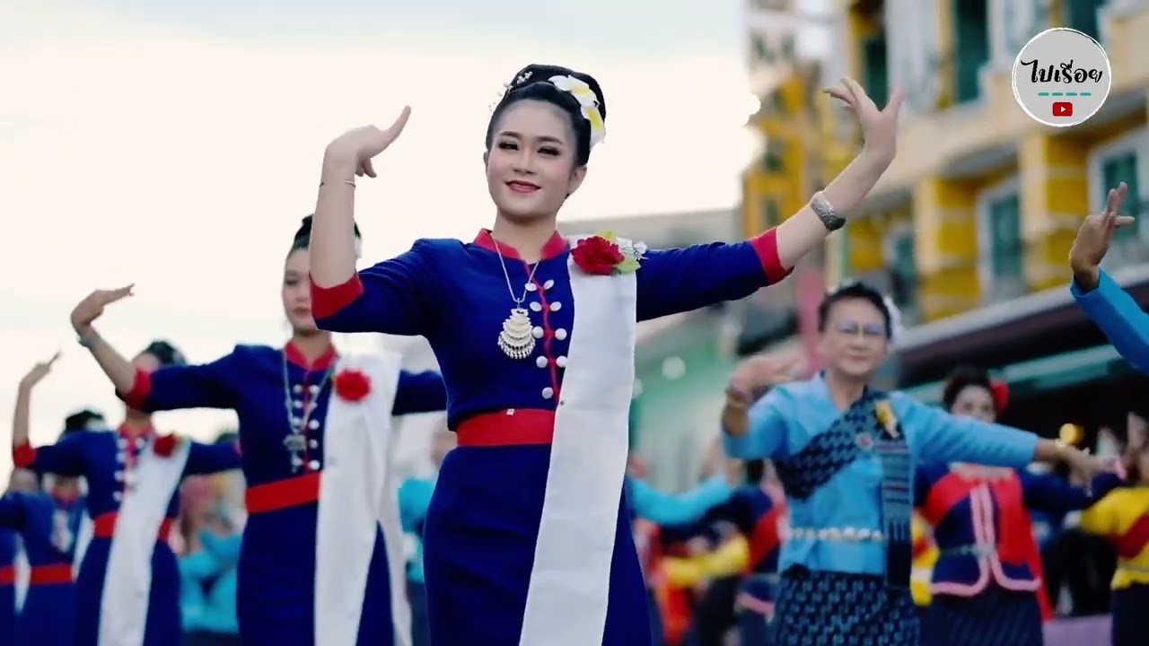 รำก็สวยคนก็งาม รำบวงสรวงพญาศรีสัตตนาคราช นครพนม 2565