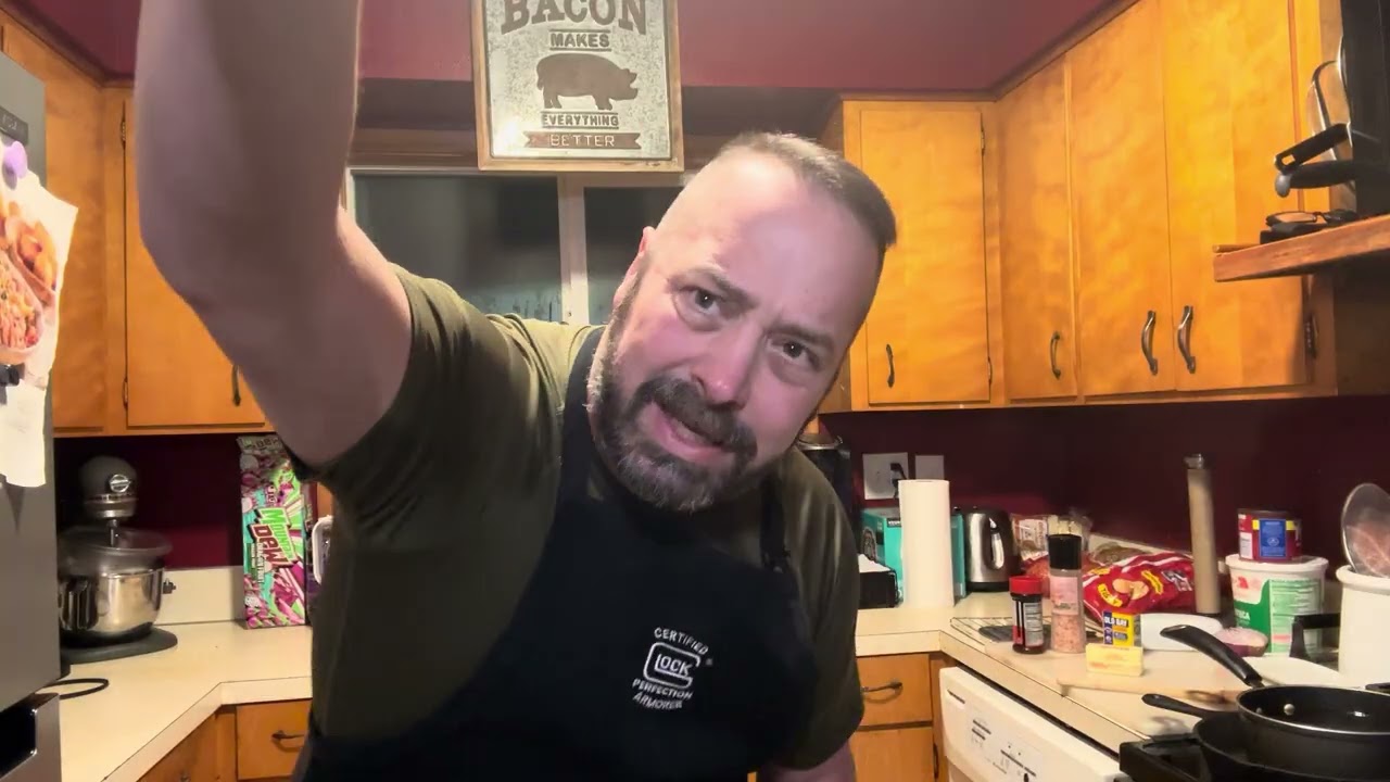 Self defense cooking 31: Lobster 🦞 boil 