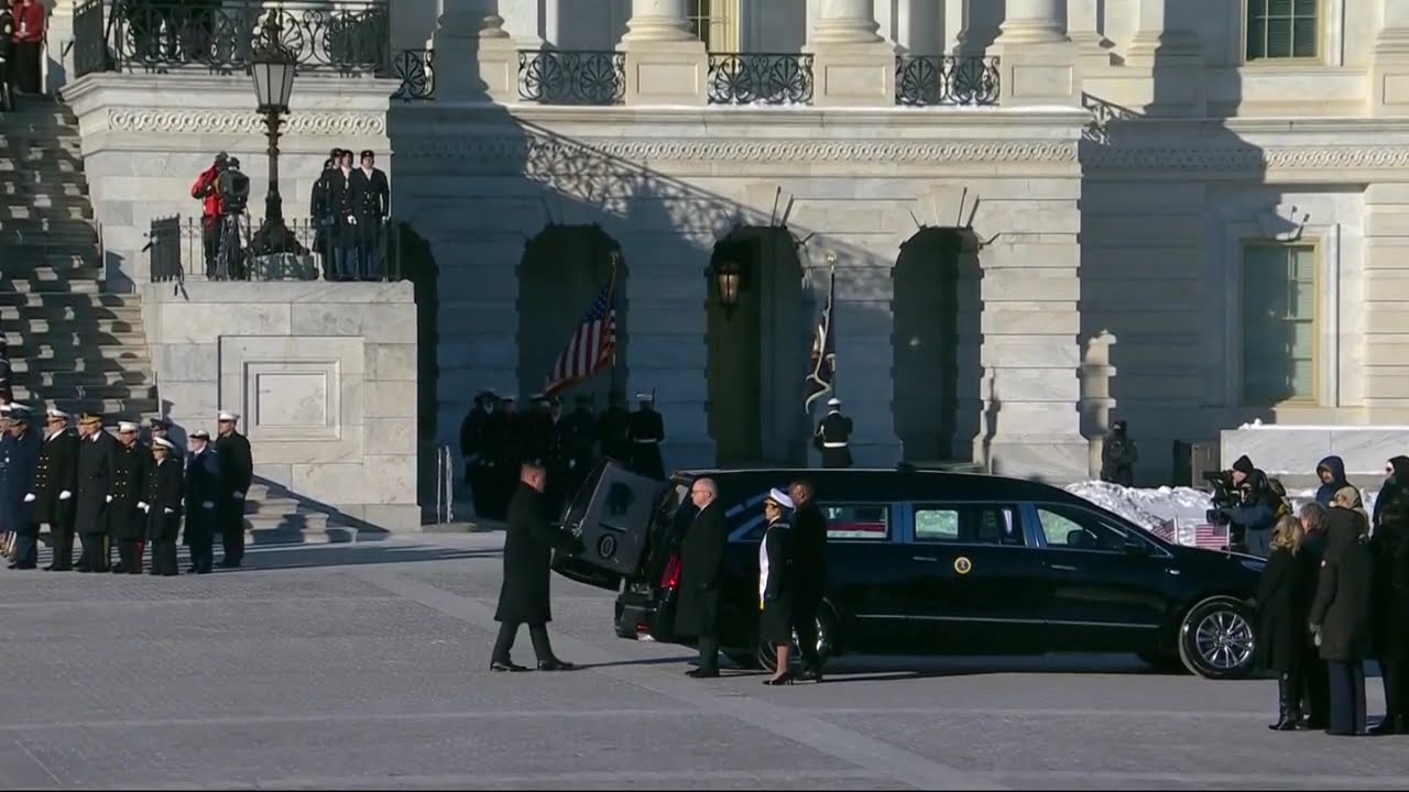 Jimmy Carter's motorcade leaves Capitol for state funeral at the National Cathedral